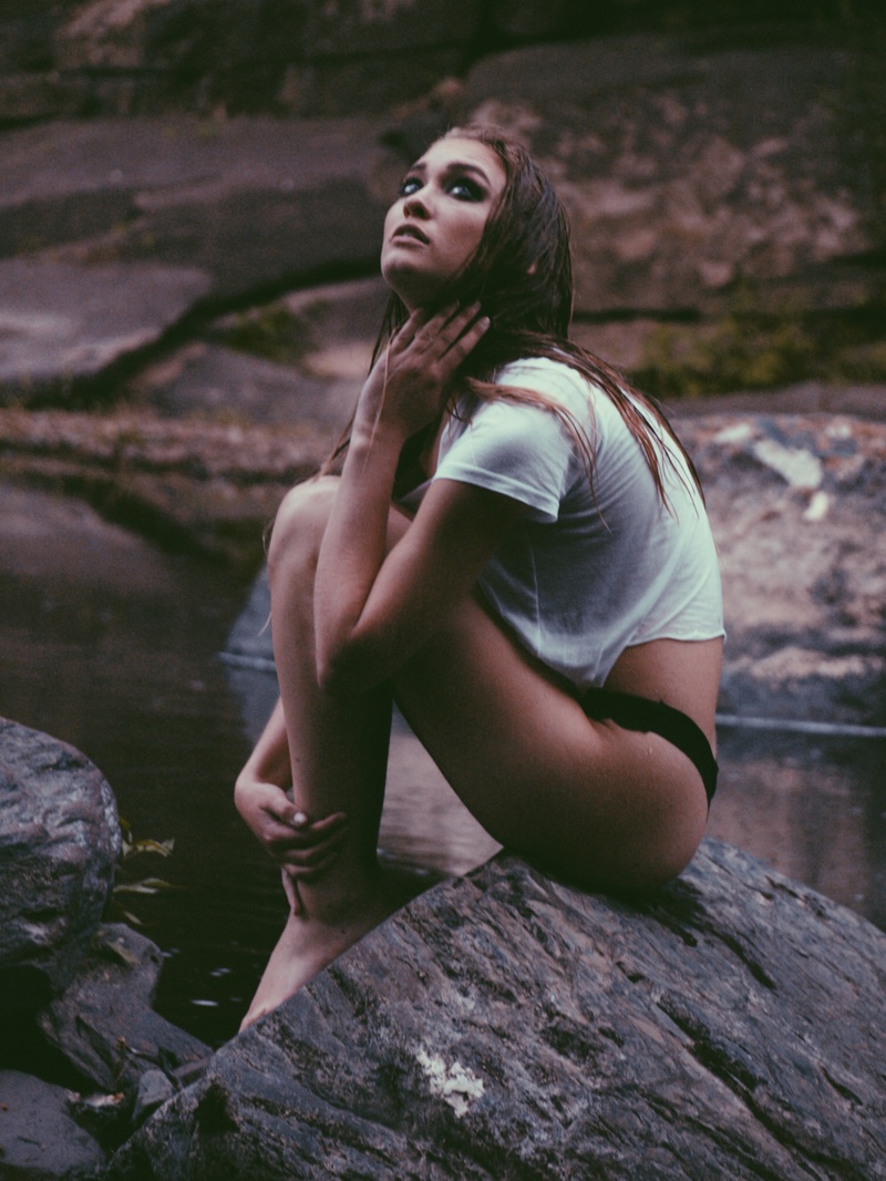 Female model photo shoot of Calla Wolf