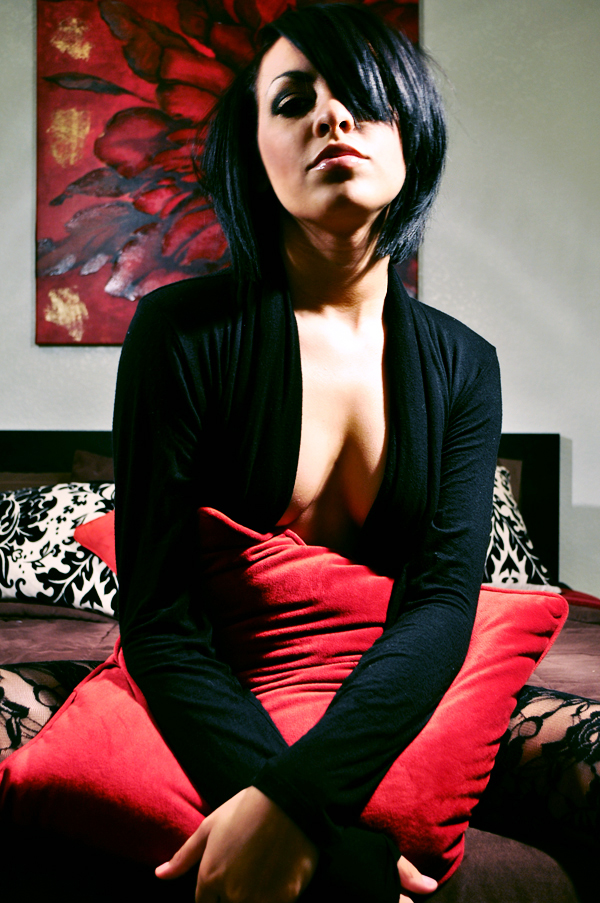 Female model photo shoot of DiaKariCo