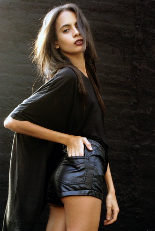 Female model photo shoot of Rosalia15