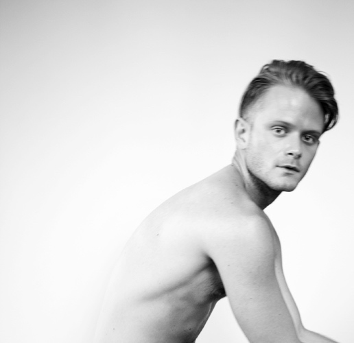 Male model photo shoot of Andrew Elliot