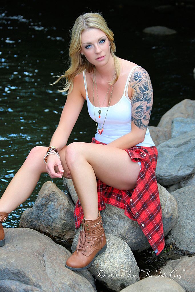 Female model photo shoot of Rachel Aynn by Tom The Foto Guy in Minehaha Falls