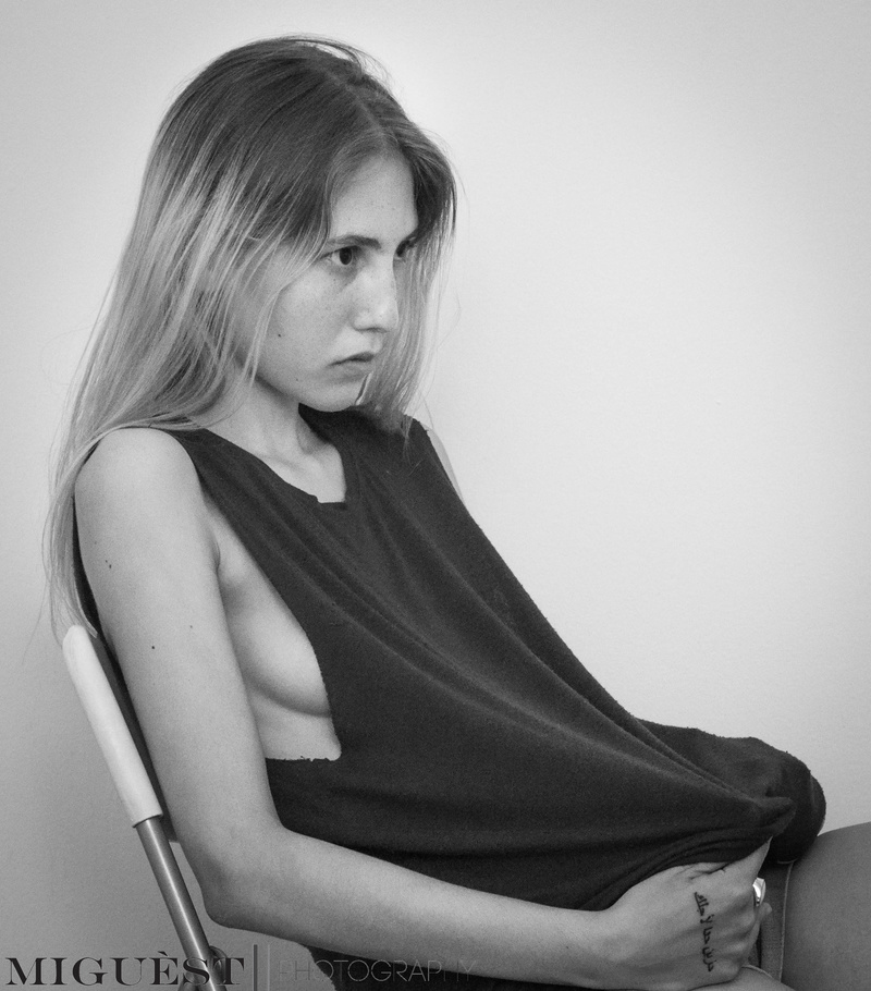 Female model photo shoot of Valentinadujmovic
