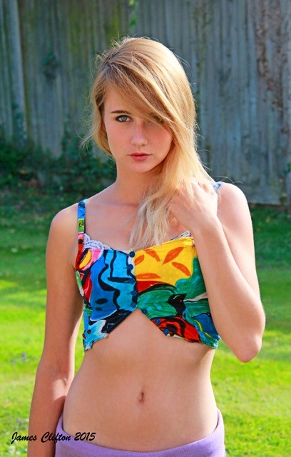 Female model photo shoot of TaylorStorm