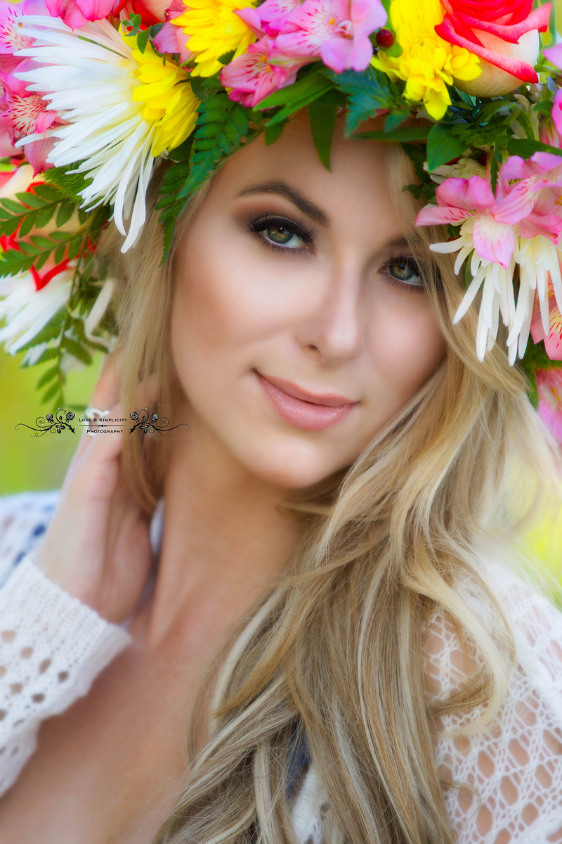 Female model photo shoot of Love and Simplicity in Flower Headpiece made by: Me