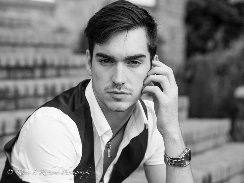 Male model photo shoot of Max Carlos