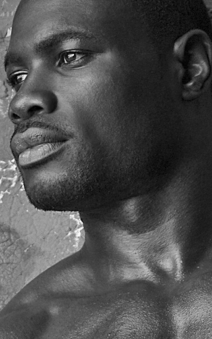 Male model photo shoot of Ike Black