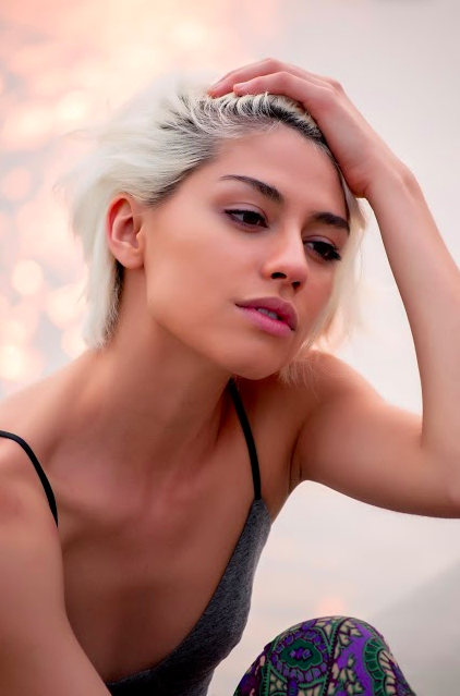 Female model photo shoot of Sami_Thompson
