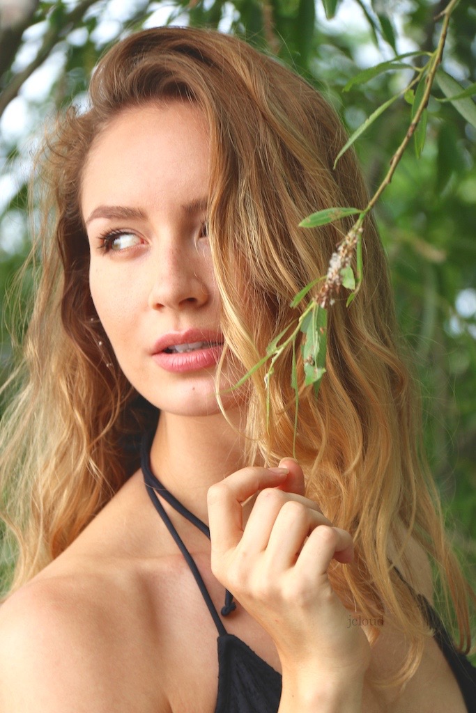 Female model photo shoot of lexy_loulou