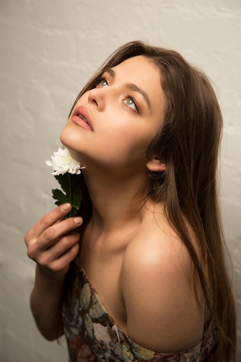 Female model photo shoot of Jasmine_Darvell