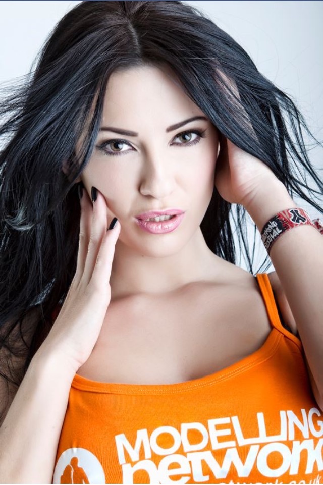 Female model photo shoot of SeductiveSara