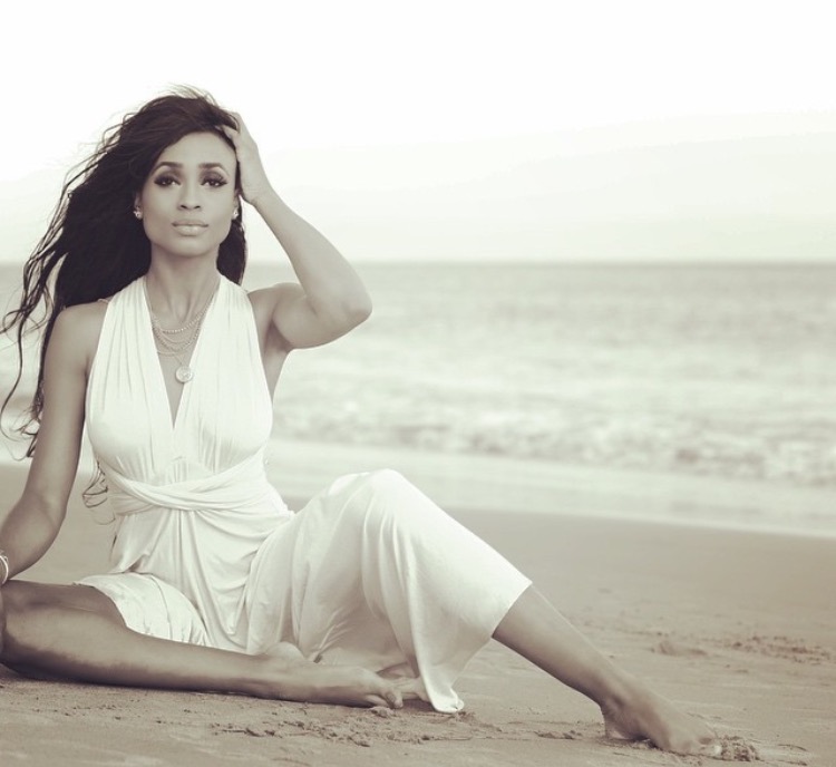 Female model photo shoot of Erica Curry in Malibu, California