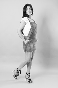 Female model photo shoot of Elladora75