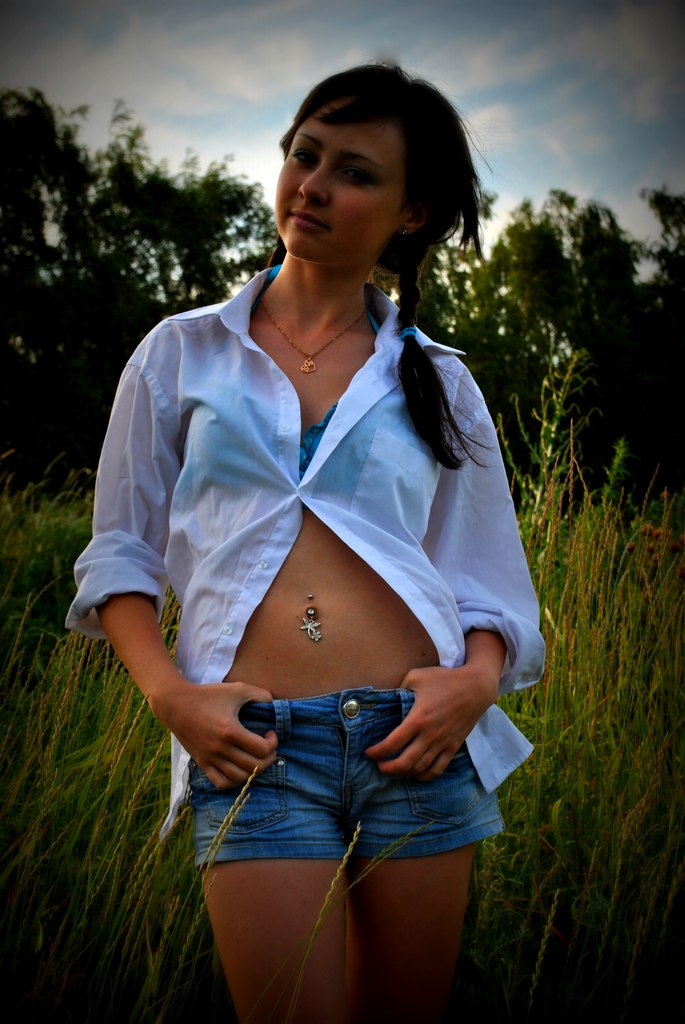 Female model photo shoot of vickyanashkina