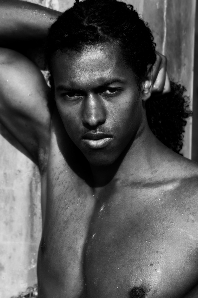 Male model photo shoot of Mateo de Paz