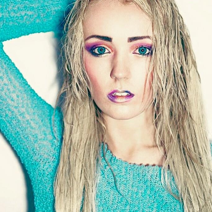 Female model photo shoot of Demi-Leigh 