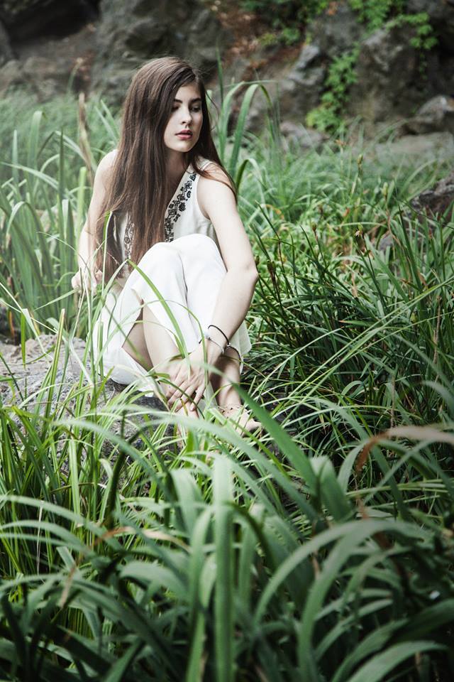 Female model photo shoot of IviLiszkay