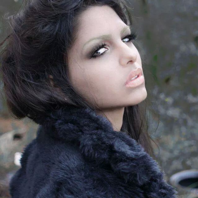 Female model photo shoot of Abigail Buono