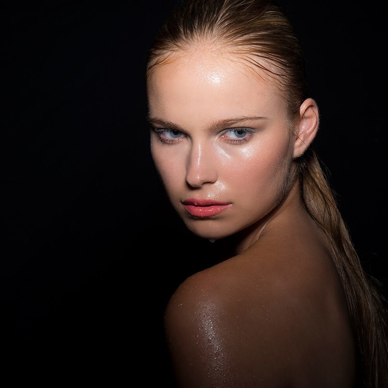 Female model photo shoot of Dana Spence