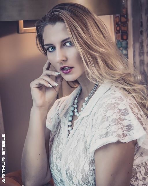 Female model photo shoot of Leah Lynn Brookes in Dallas, Texas