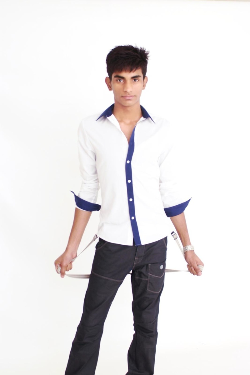 Male model photo shoot of Zahid Miah