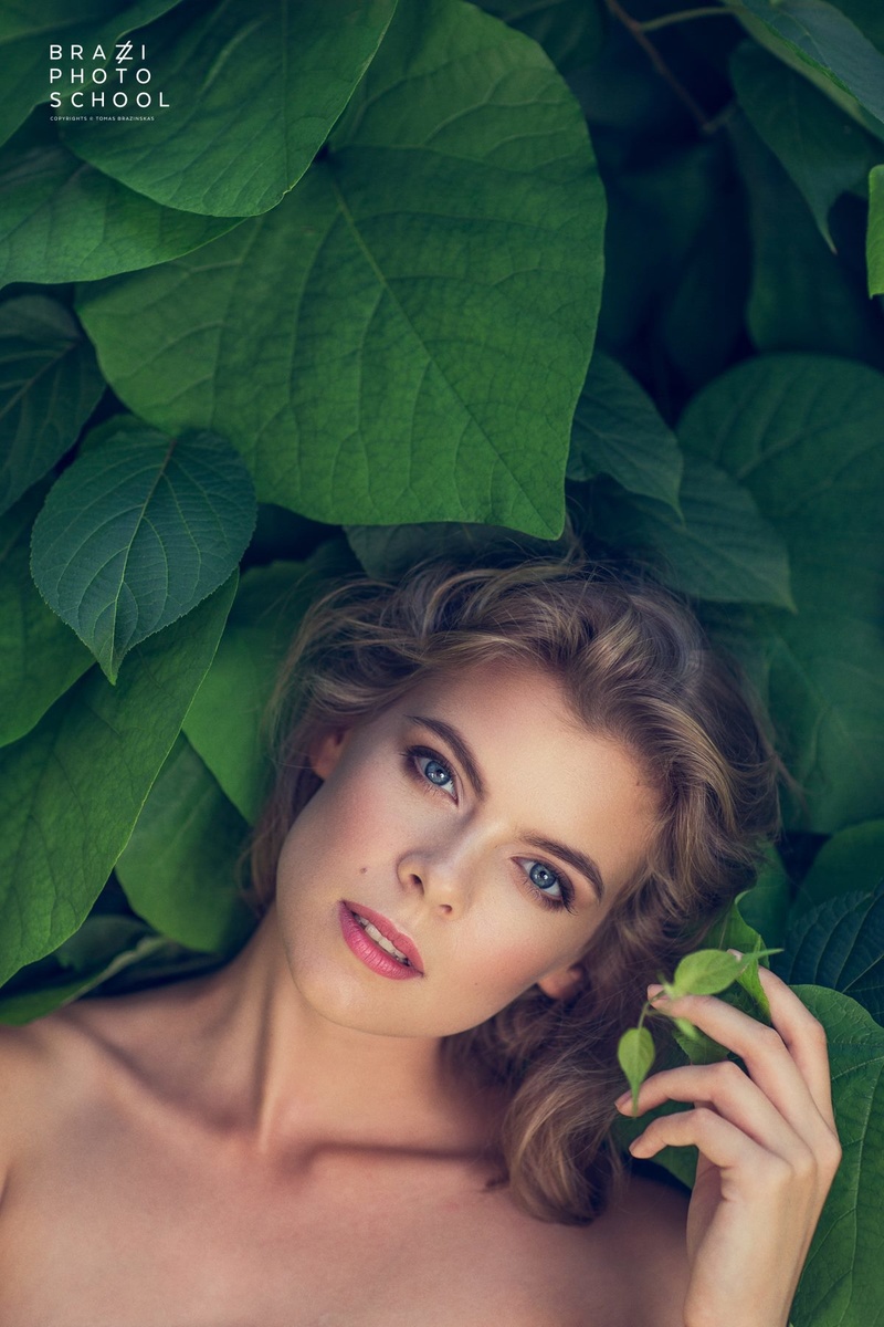 Female model photo shoot of Ieva Kohl