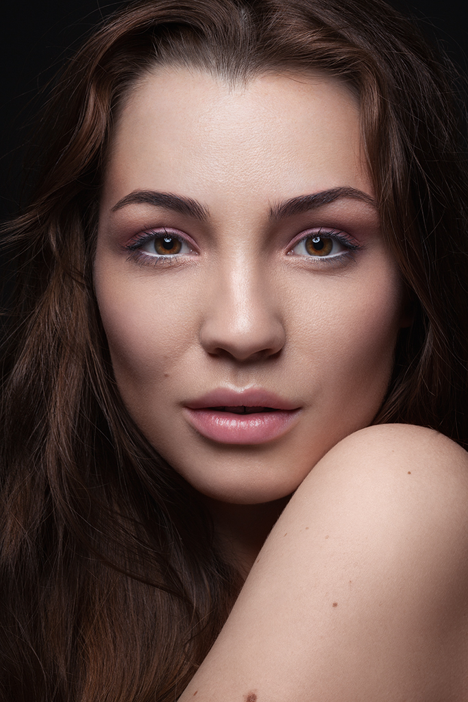 Female model photo shoot of Alena Borisova