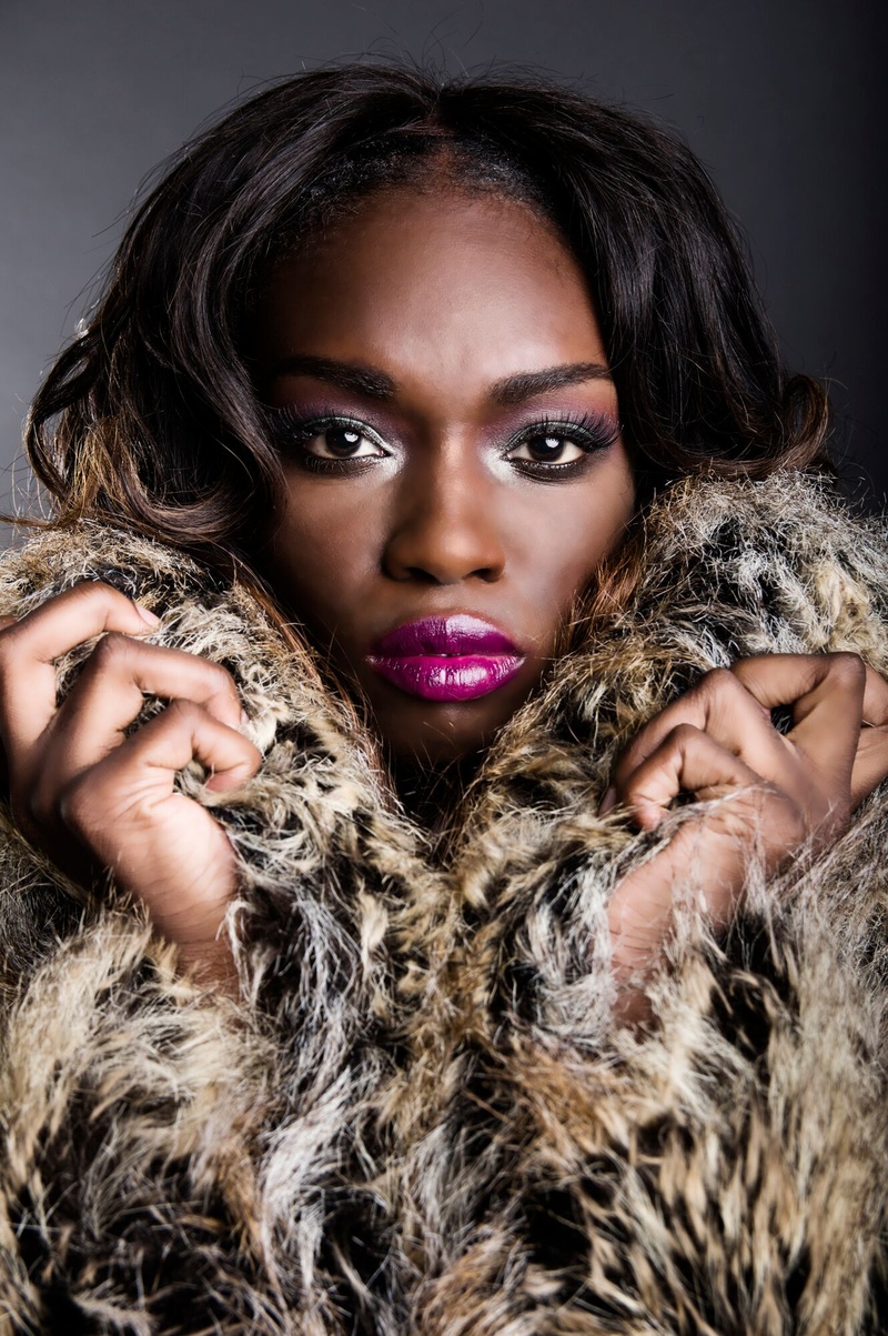 Female model photo shoot of Cynthia Odunuyi