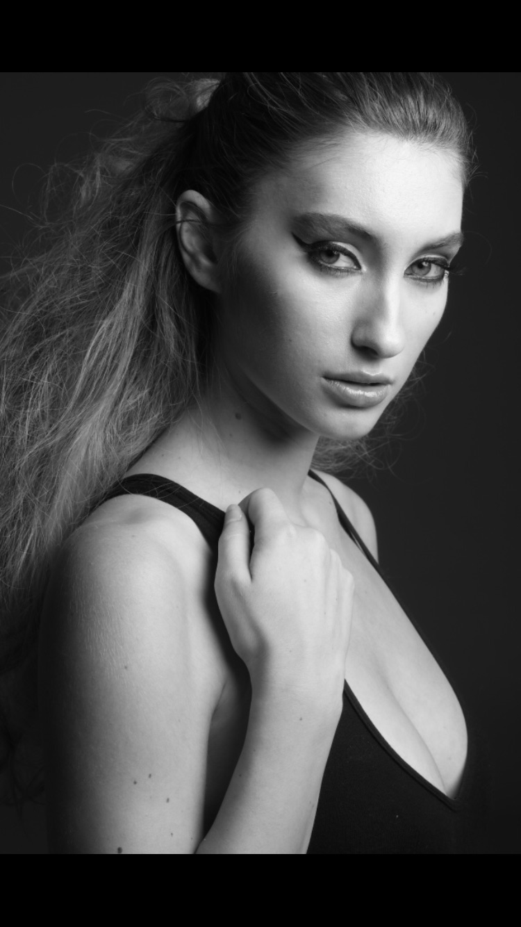 Female model photo shoot of Emily Marlena