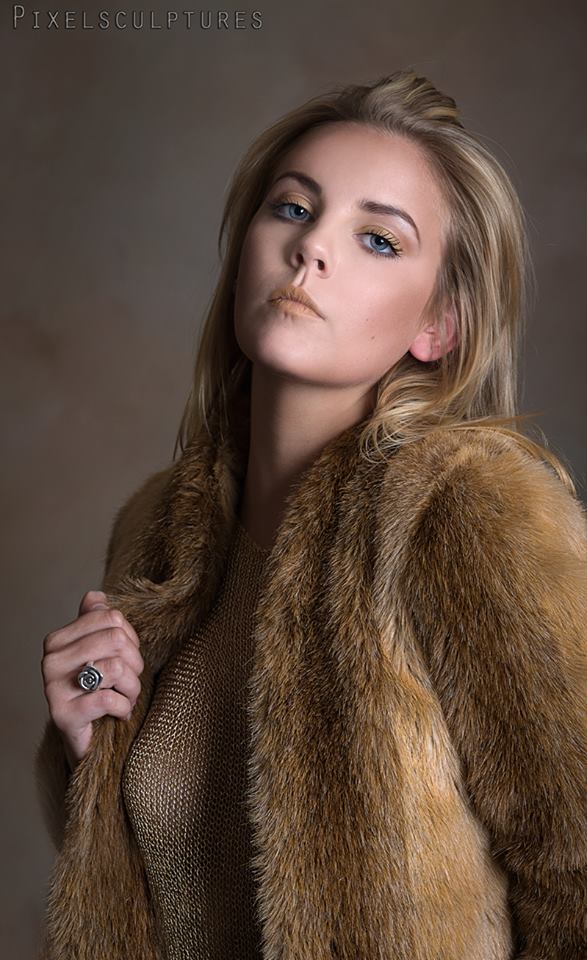 Female model photo shoot of Mia Thomson in swansea