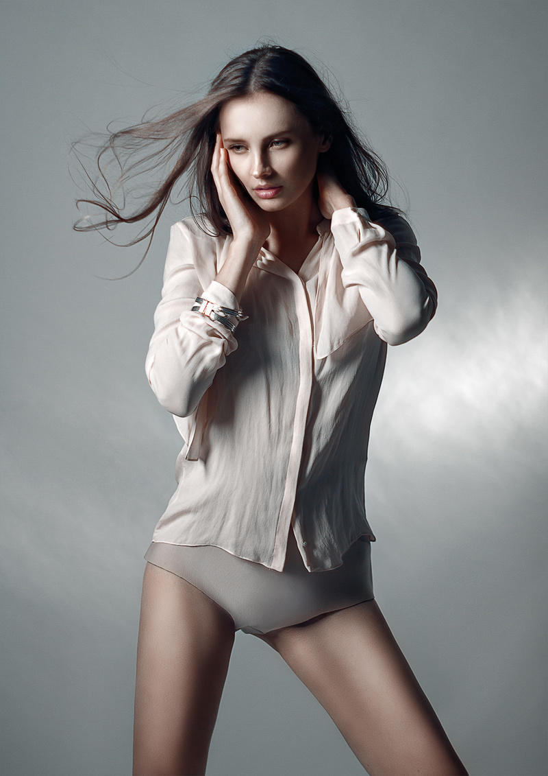 Female model photo shoot of Yaroslava Ch