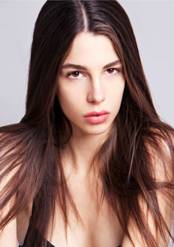 Female model photo shoot of Nathalie SC