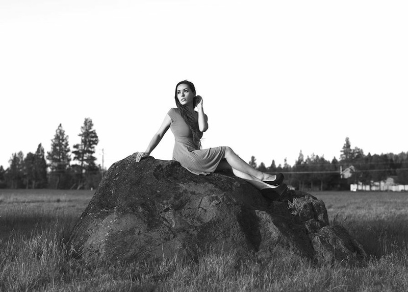 Female model photo shoot of nruwaldt in Sisters, Oregon