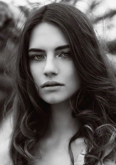Female model photo shoot of kat_kova