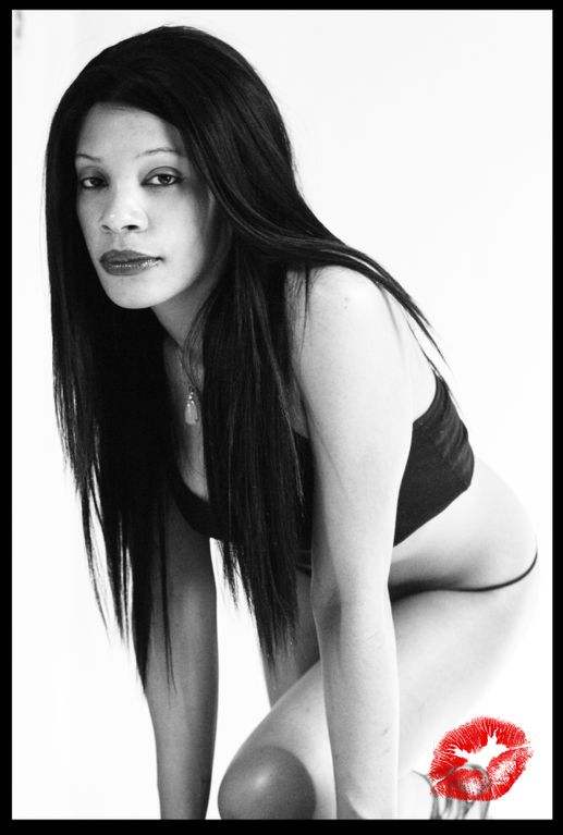 Female model photo shoot of Shan Leonari Gorski