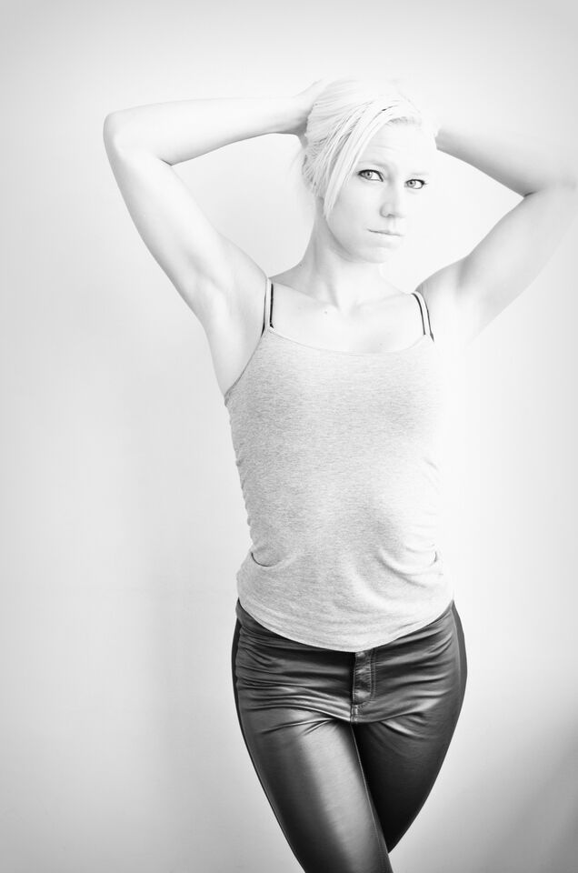 Female model photo shoot of Jessicad13 by jpsteel