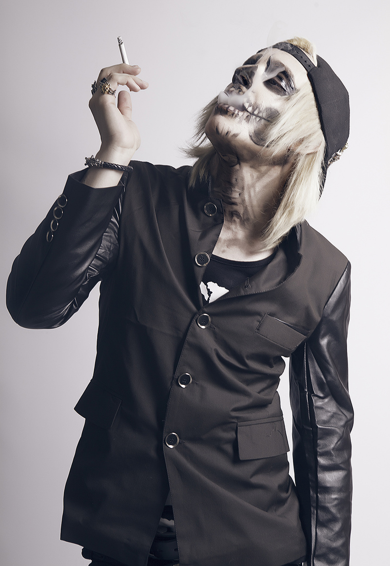 Male model photo shoot of DhyonBlack