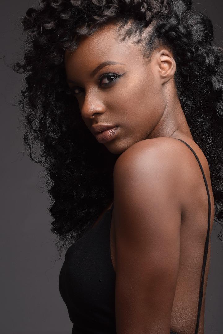 Female model photo shoot of AuBri Ebony