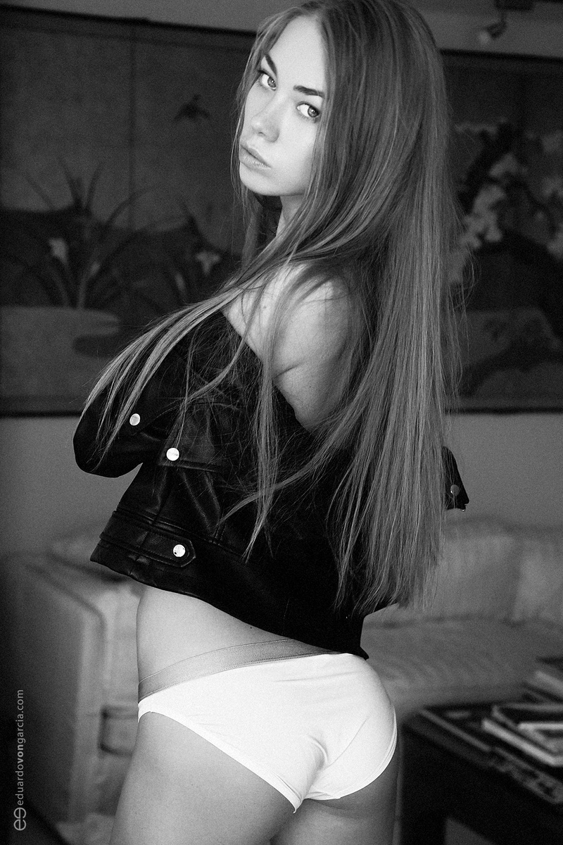 Female model photo shoot of Arina_Blake
