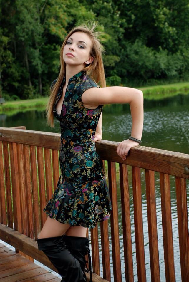 Female model photo shoot of HillaryShawn