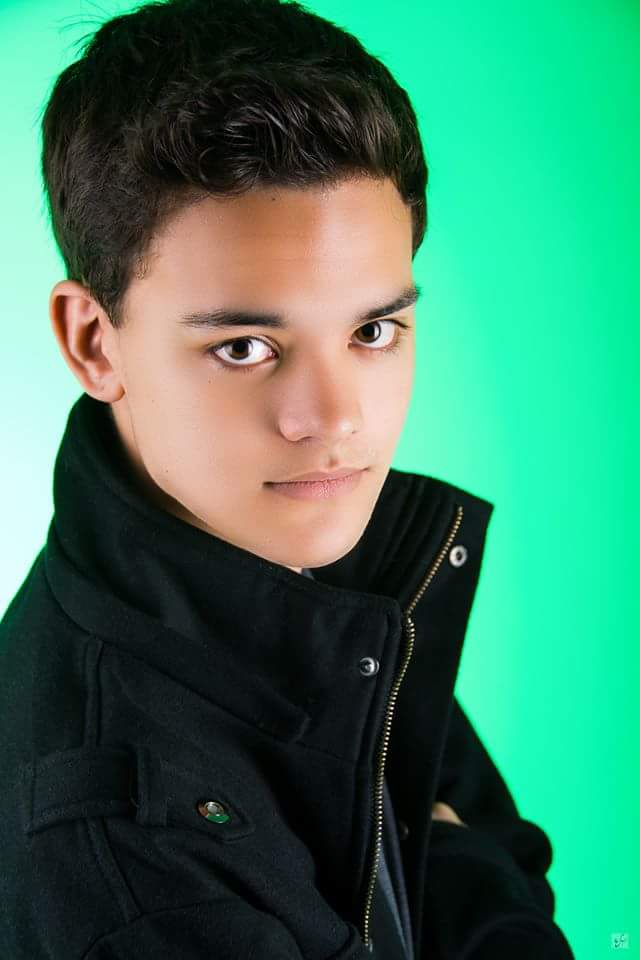 Male model photo shoot of Tyler Dawson