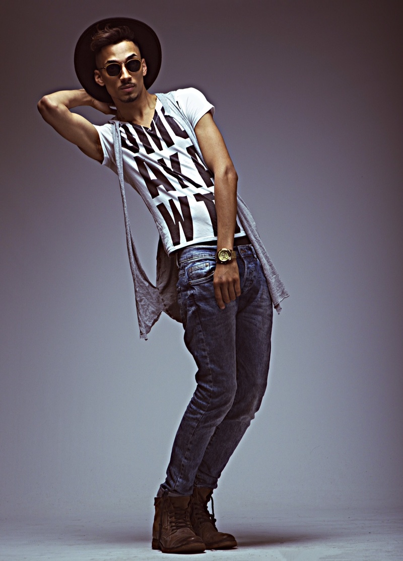 Male model photo shoot of Lui Negron