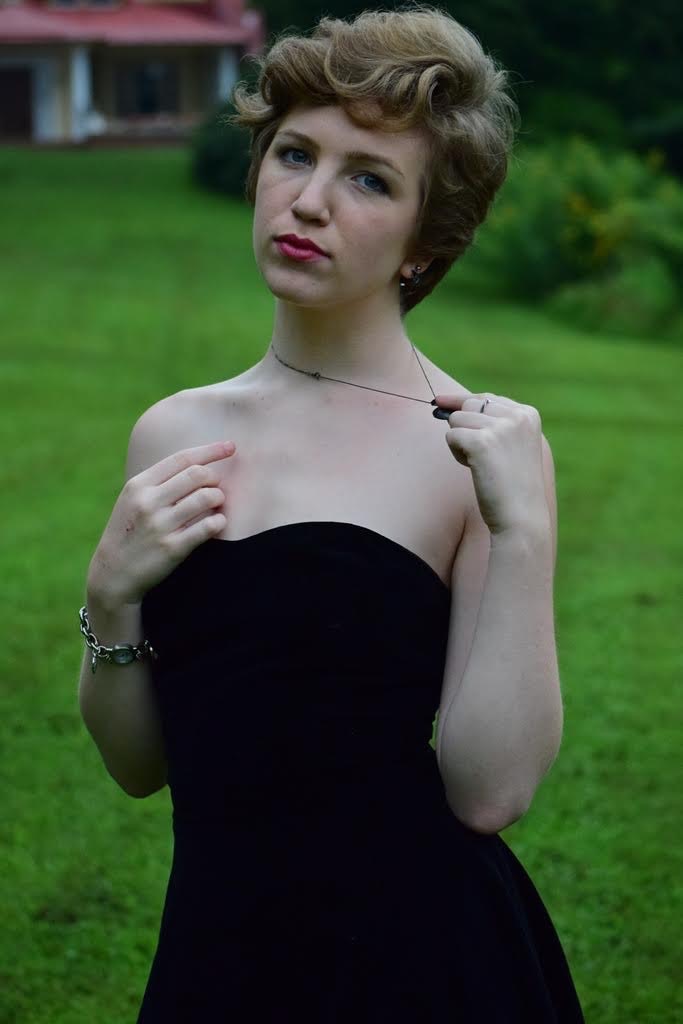 Female model photo shoot of juliemccaslin by Light-Dance