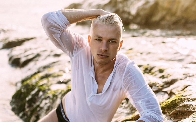 Male model photo shoot of Devon Robertson