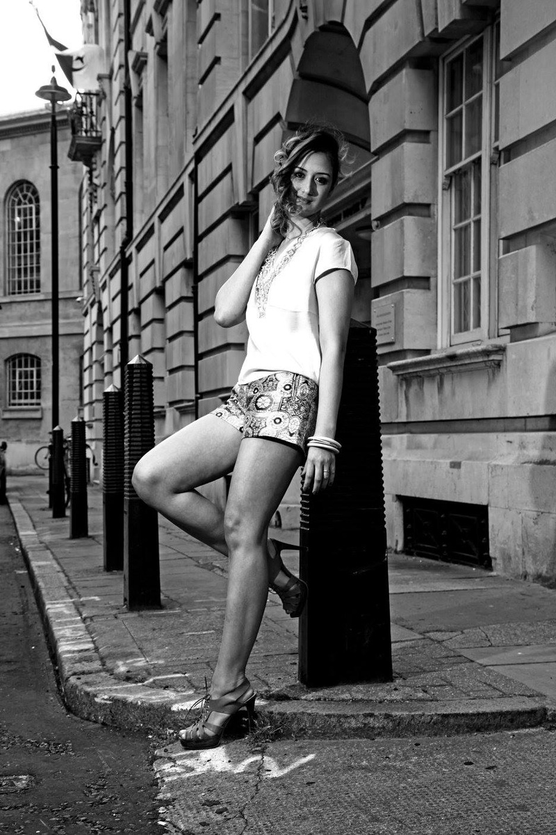 Female model photo shoot of Lili Kirby