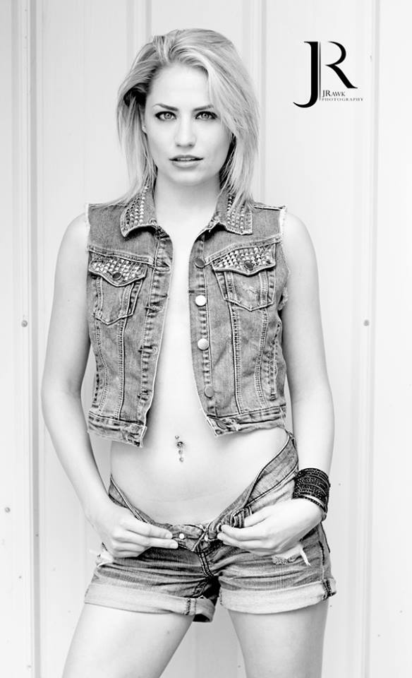 Female model photo shoot of Kristen Laski