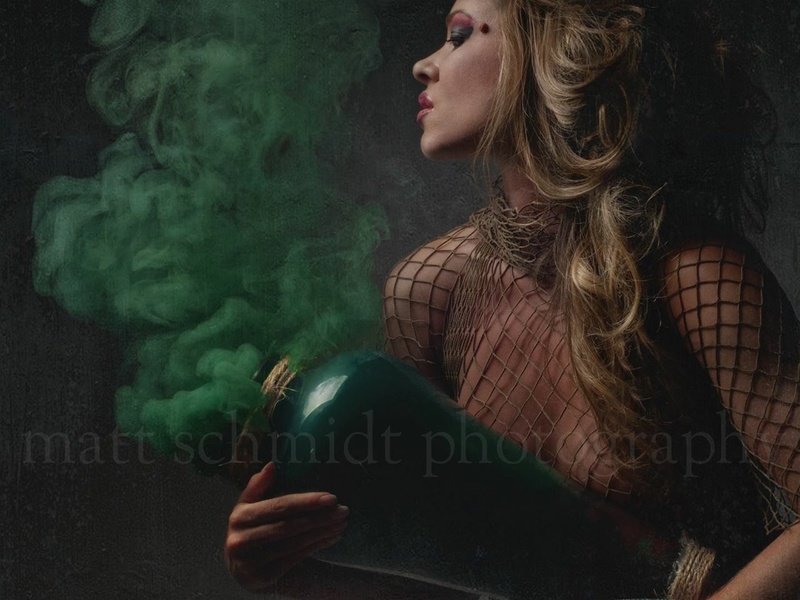 Female model photo shoot of Rebecca Lawrence by Matt Schmidt Photo
