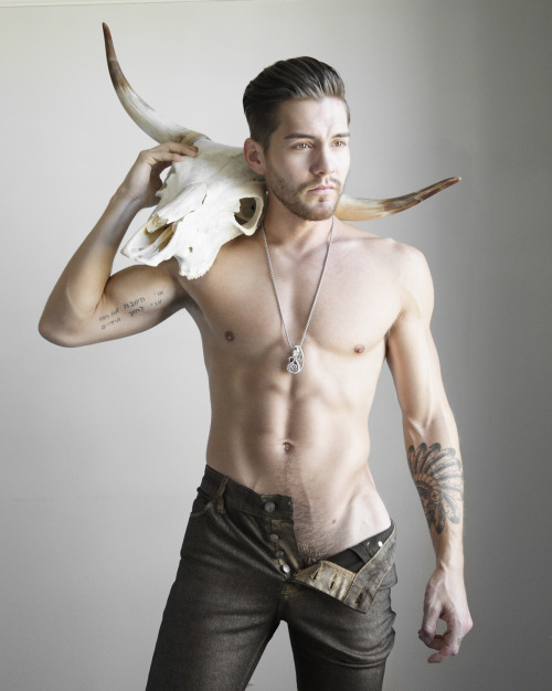 Male model photo shoot of Justen Phelps