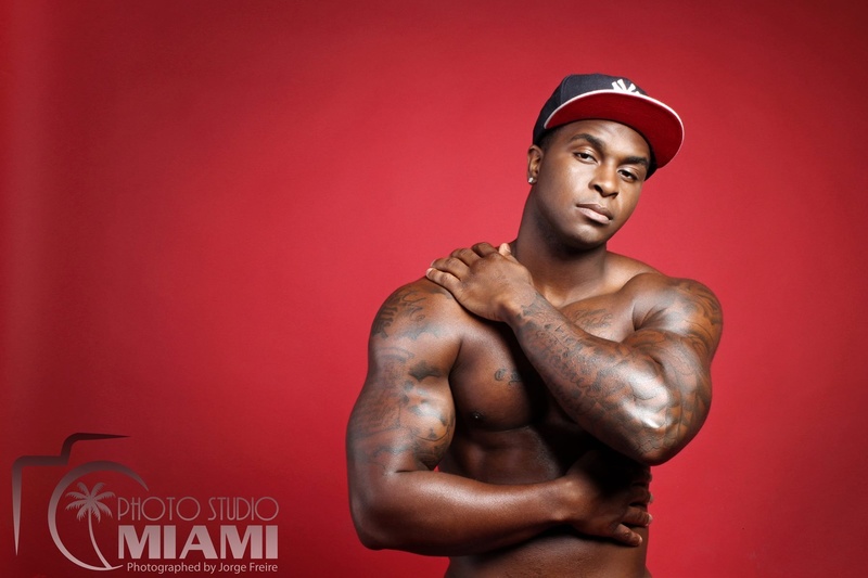 Male model photo shoot of Hooper11 in Miami