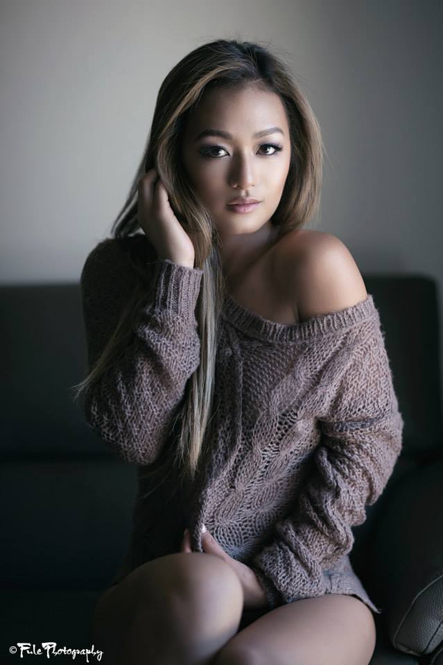 Female model photo shoot of DollyRose