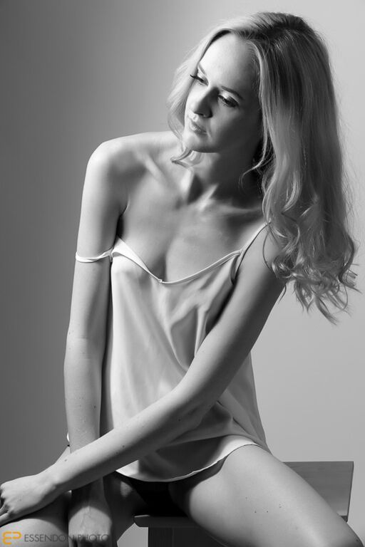Female model photo shoot of Jennifer B McKay
